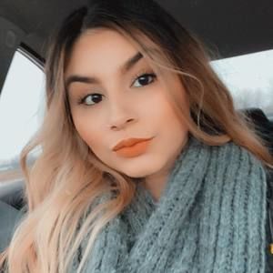 Meet your Posher, Kari